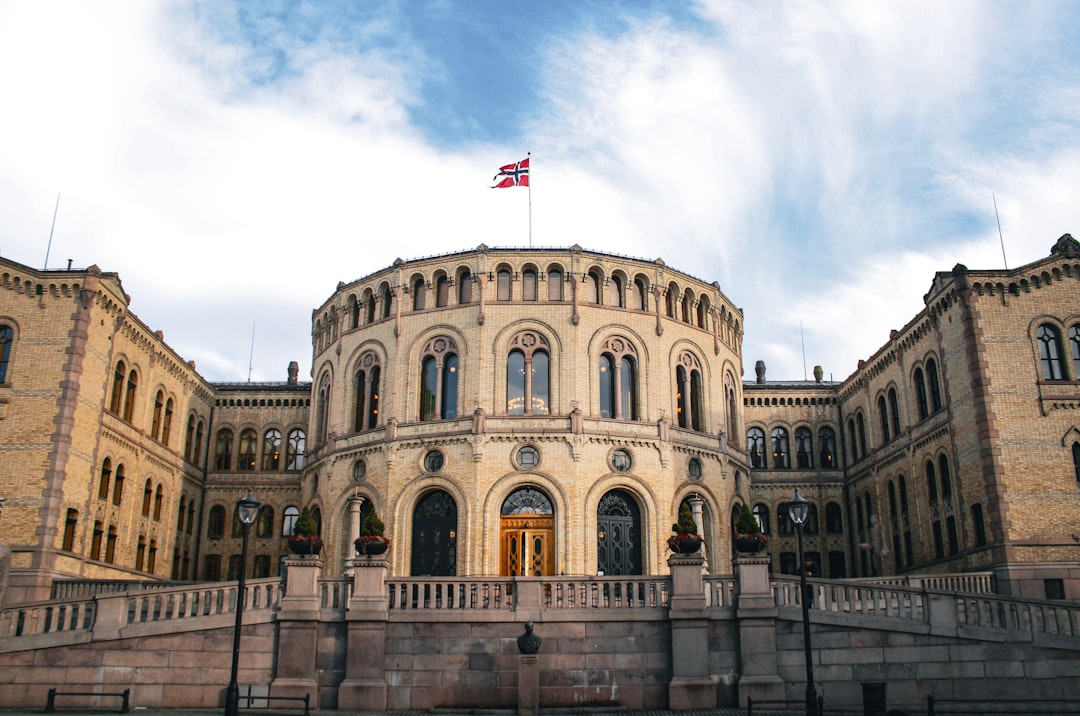 Reguleringer i Norsk Spillindustri: Veien Mot En Sikkerere Opplevelse